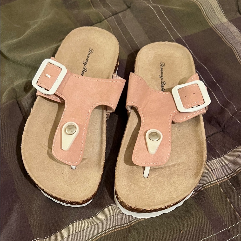 Tommy Bahama Pink Sandals with White Accents